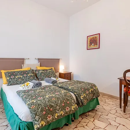 Casa Elena In